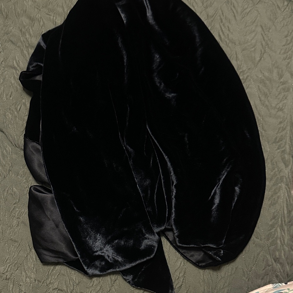 JM Collection Black Velvet Accessory